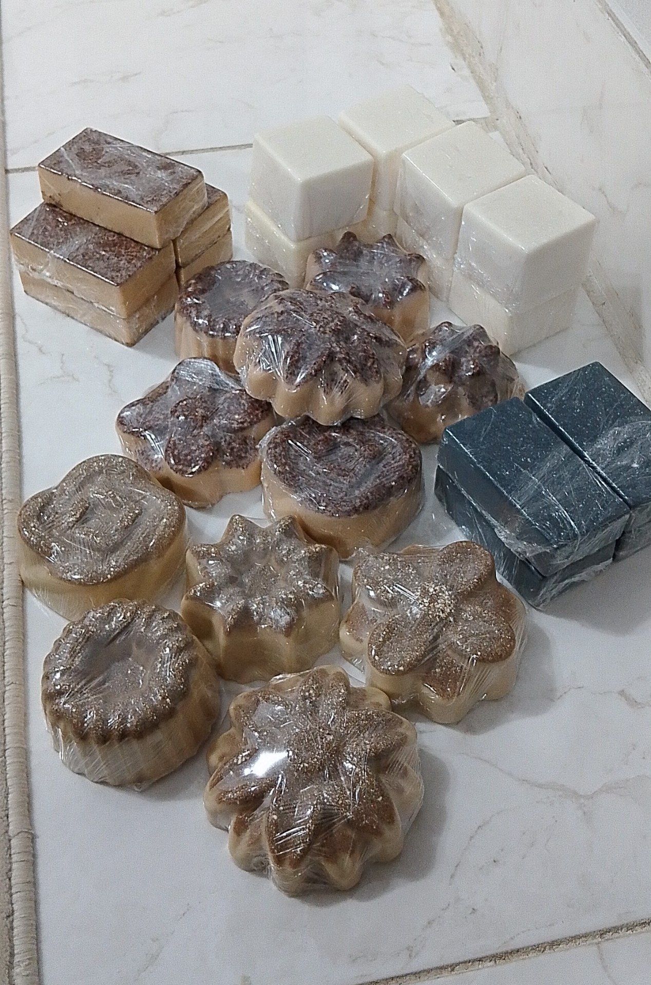 صابون های دست ساز عمانی،صندل،بزنج وزغال