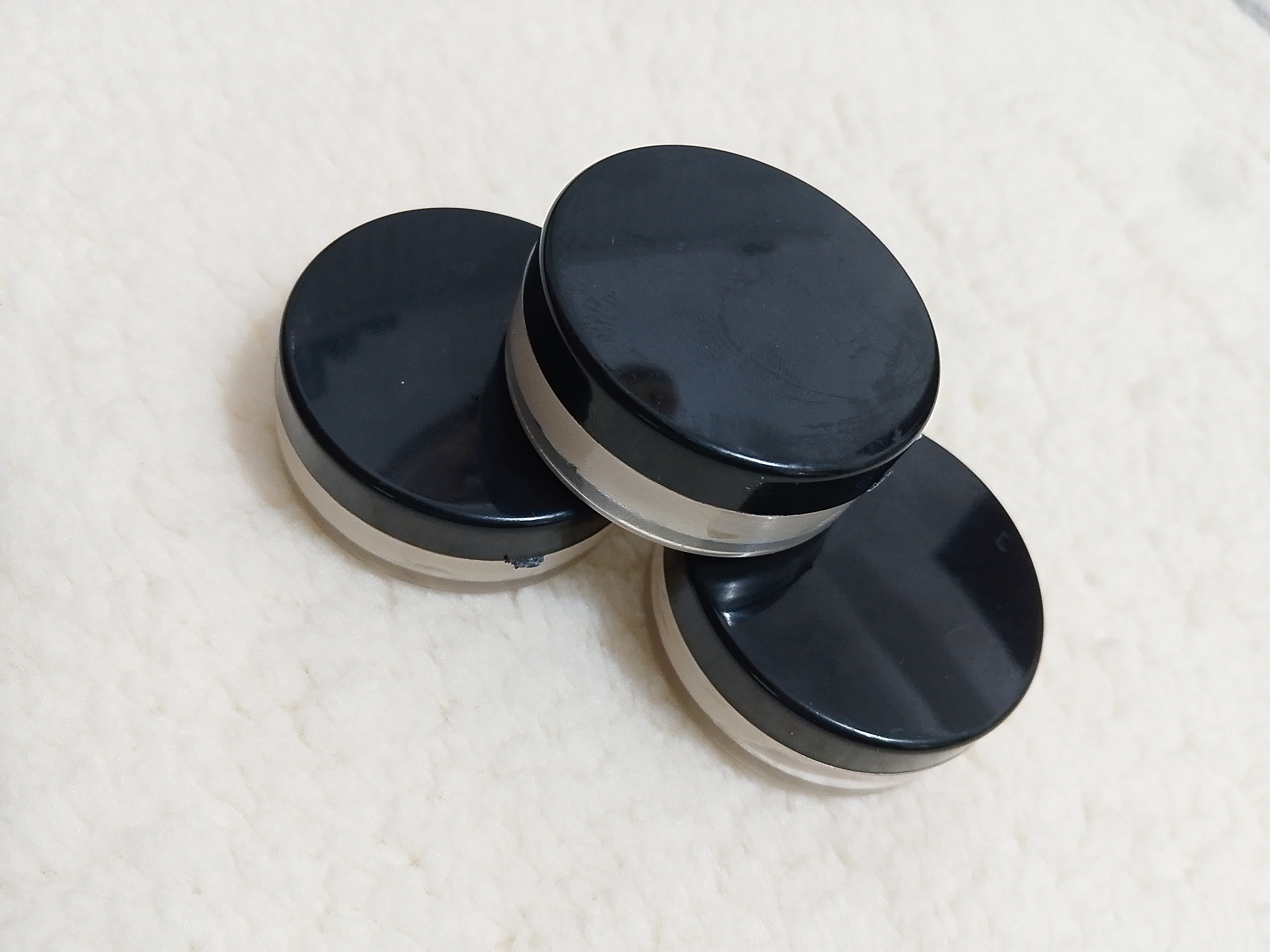 کرم چند منظوره vip باخاصیت ضدلک _ضدجوش _افتاب سوختگی